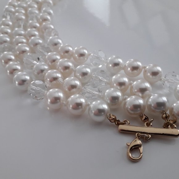 NWOT - 4 STRAND FAUX PEARL NECKLACE - Picture 4 of 9